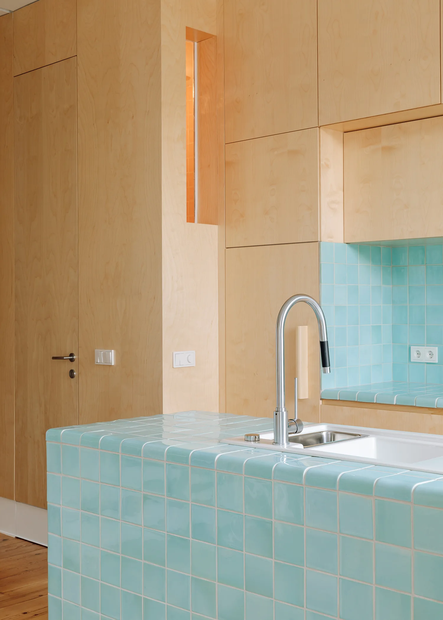 MARIA Apartment, BUREAU (Daniel Zamarbide, Carine Pimenta, Galliane Zamarbide), Interior, Bathroom