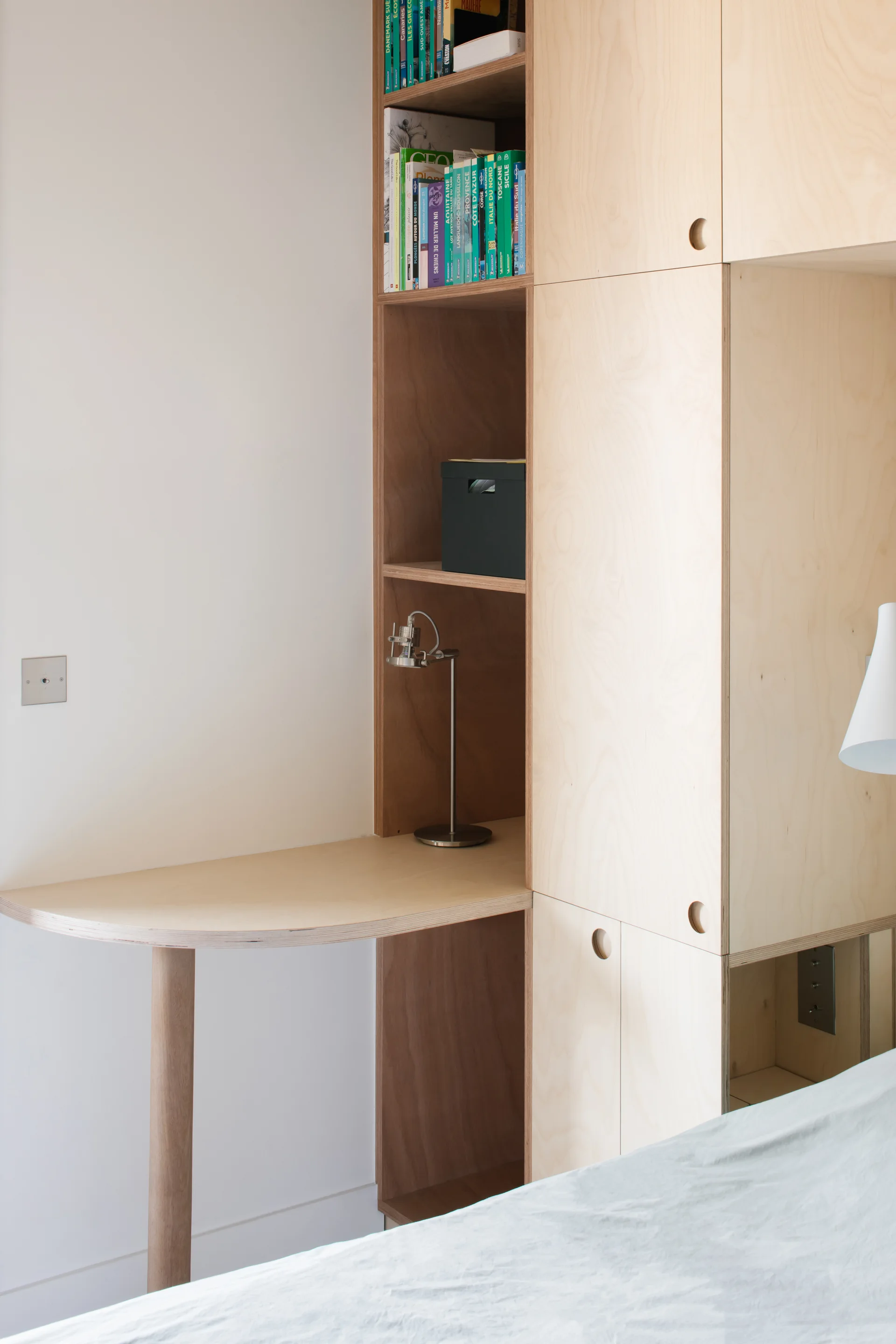 Segur Flat, faire, Interior, Shelving, Table