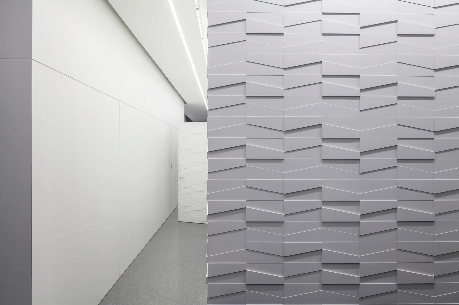 Layers of White, Pitsou Kedem Architects, Image 13 of 27