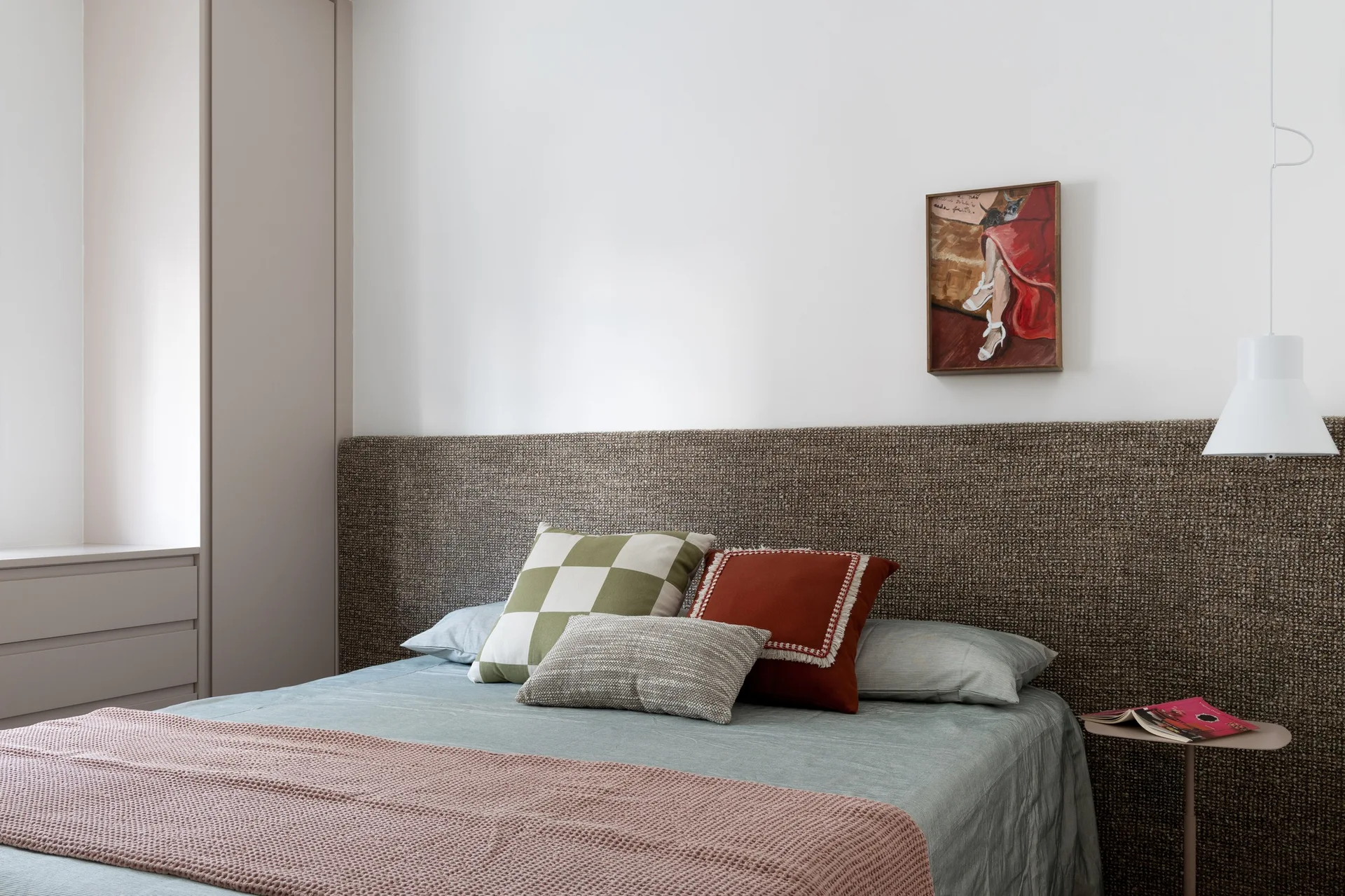 Araruama Apartment, Estúdio OLO, Interior, Bedroom, Wood, Bed
