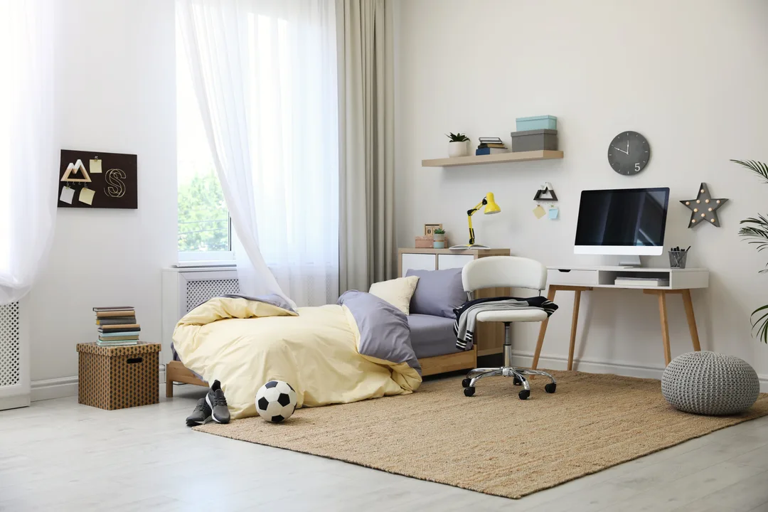 teen bedroom