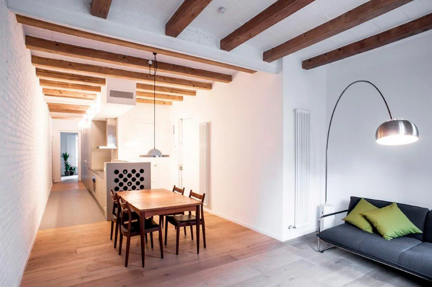 Refurbishment of a flat in Barcelona, M2arquitectura, Table, Wood, Lighting, Beam, Windows, Chair, Bedroom