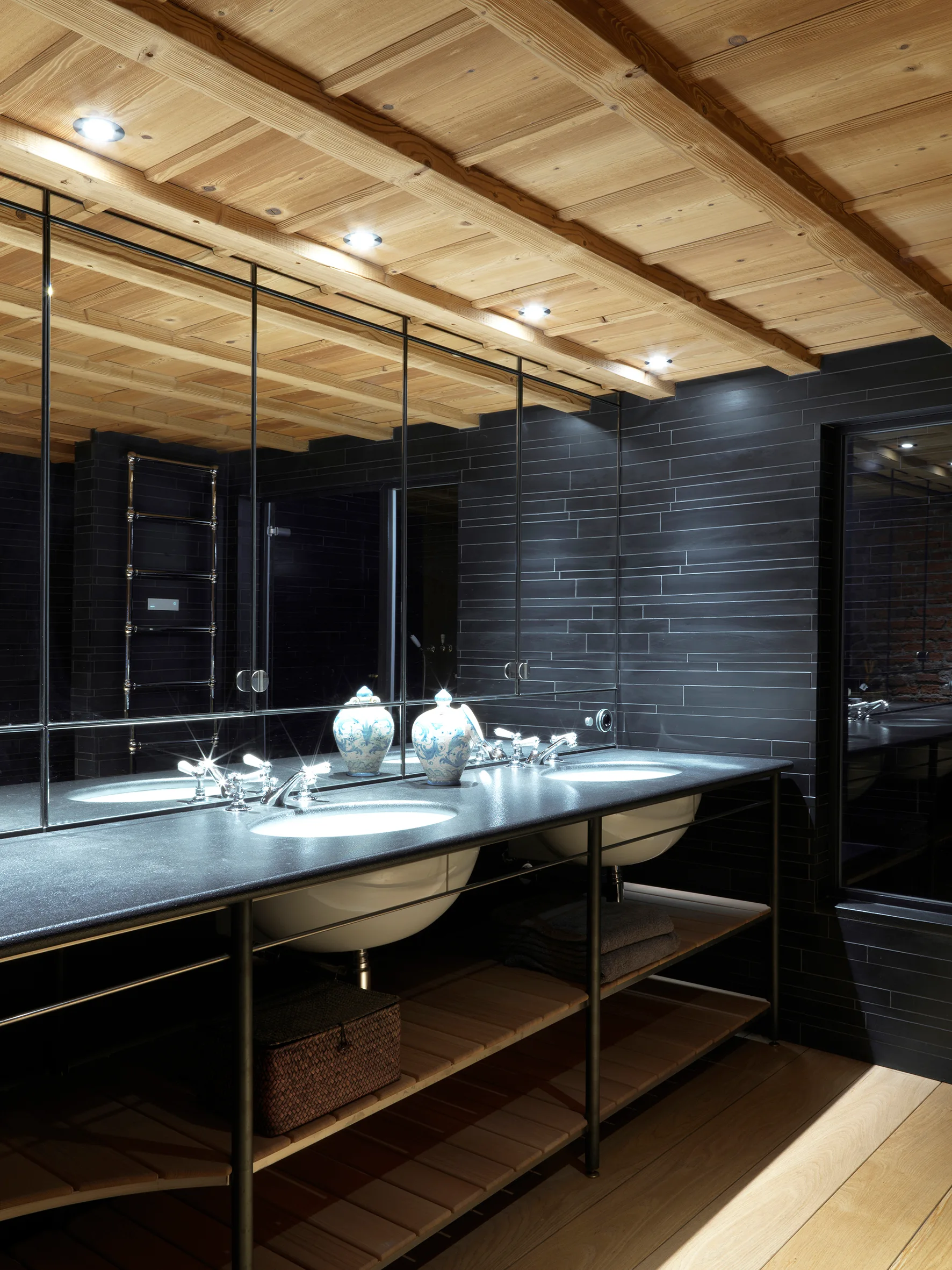 Renovation of a Milan Laboratory to a Family Loft, Tomoarchitects, Interior, Sink