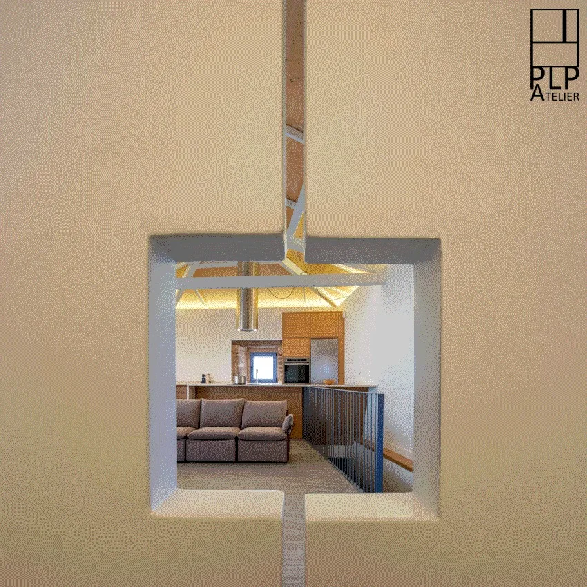 Castromao House, PLP Atelier, Interior, Stairs, Windows