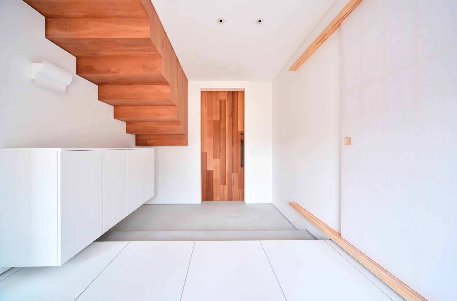 Triangle Layer House, Maruta Architects, Interior, Stairs