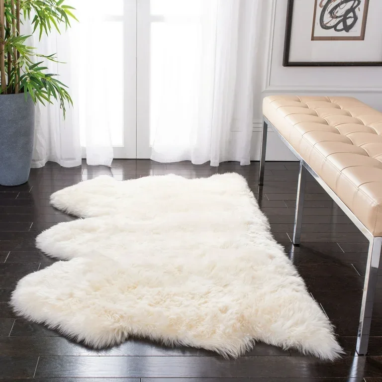 White Sheepskin Rug