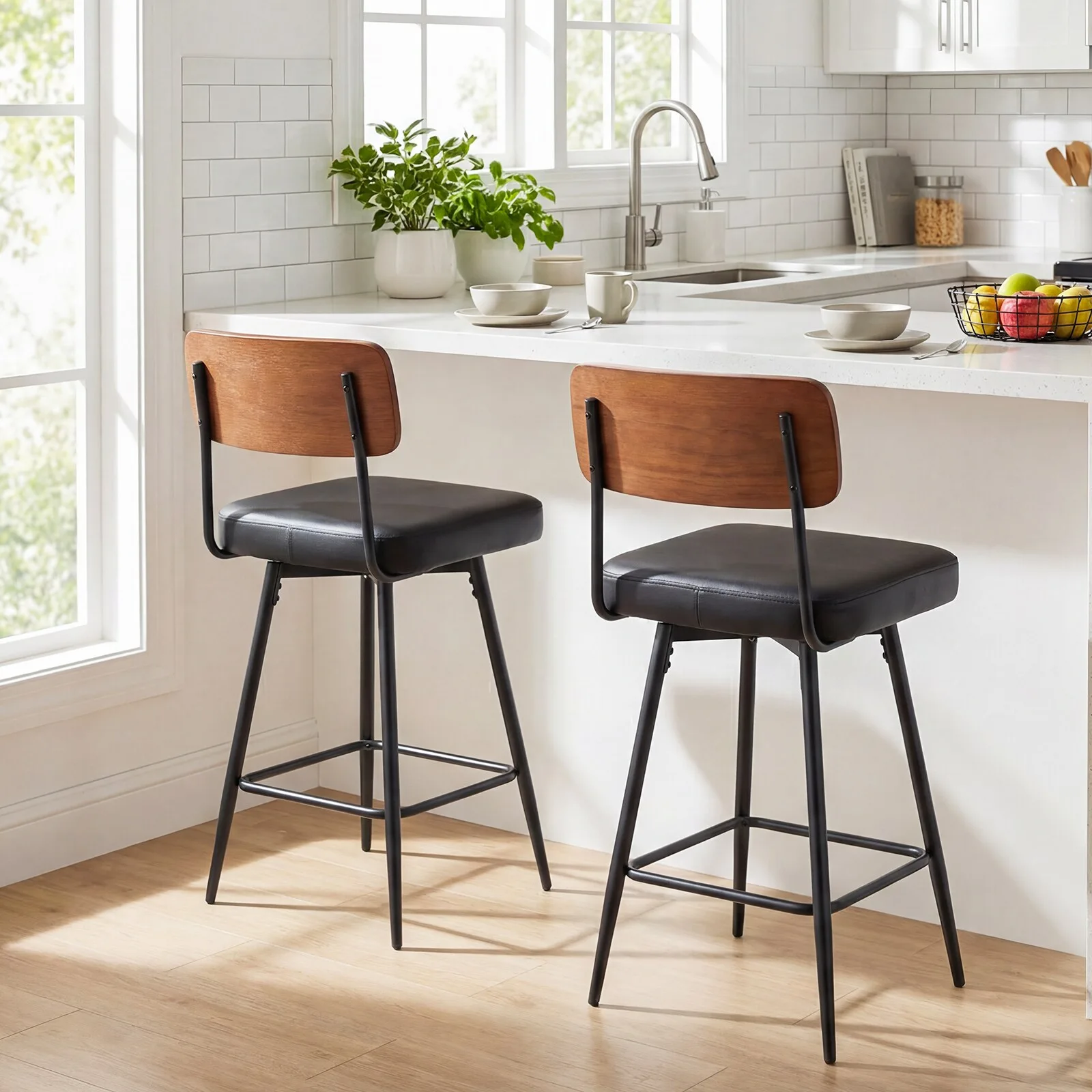 Volenca Mid-Century Modern Bar Stool