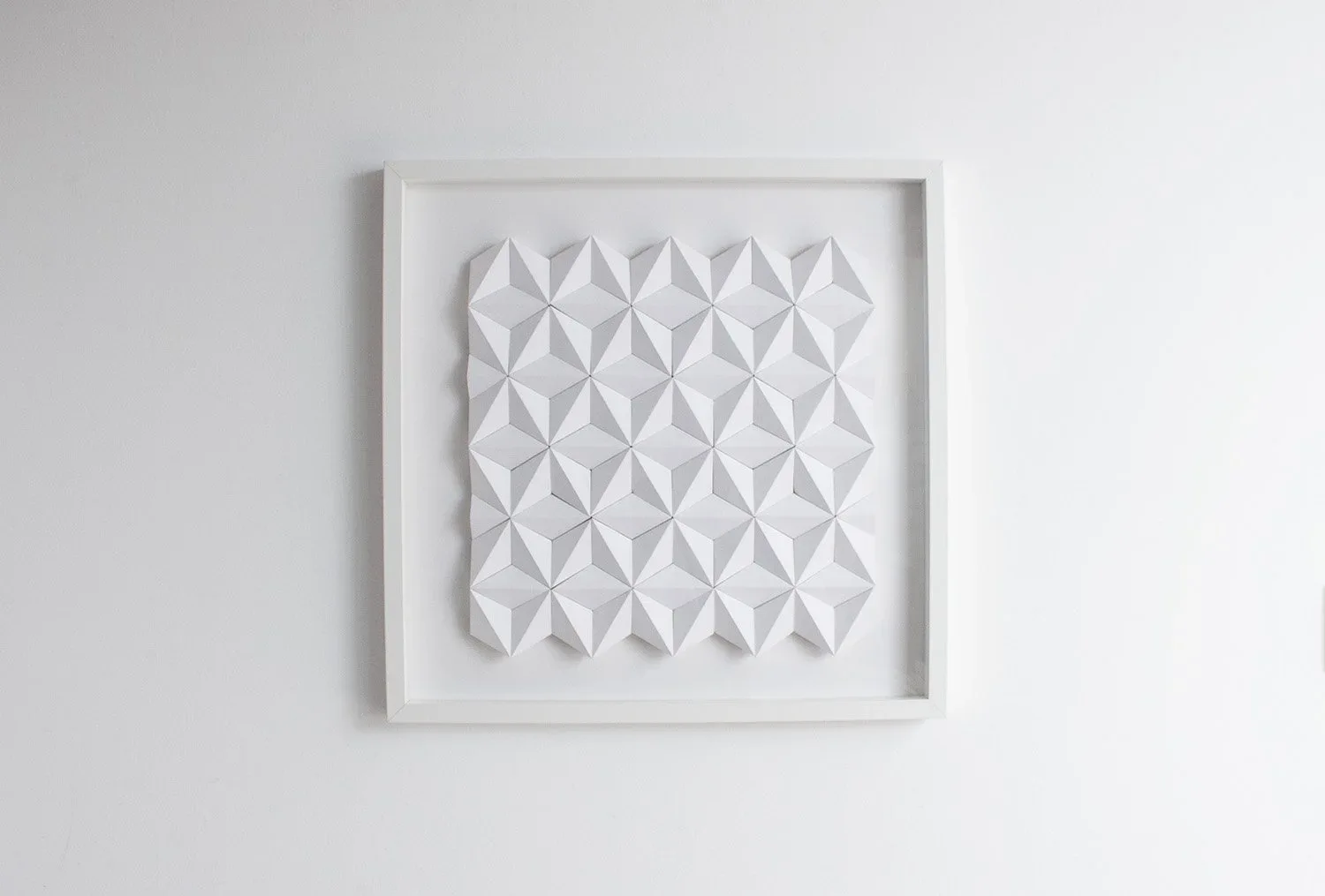 Moduuli White Geometric Framed 3D Paper Art