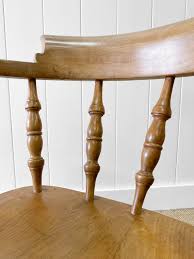 English Traditional Wood Spindle Back Chair