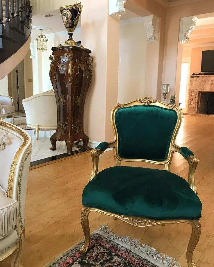 Upholstered Settee