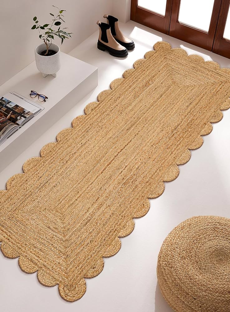 Natural Scalloped Jute Runner