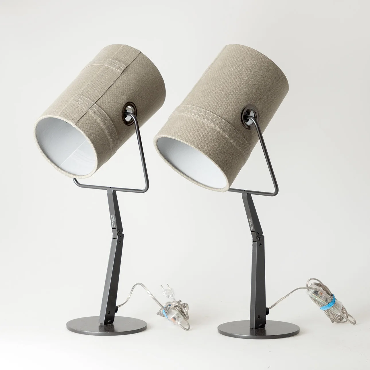 Fork Tavolo Cylindrical Fabric Table Lamp