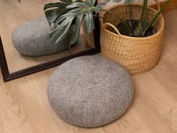 Pebble Pouf