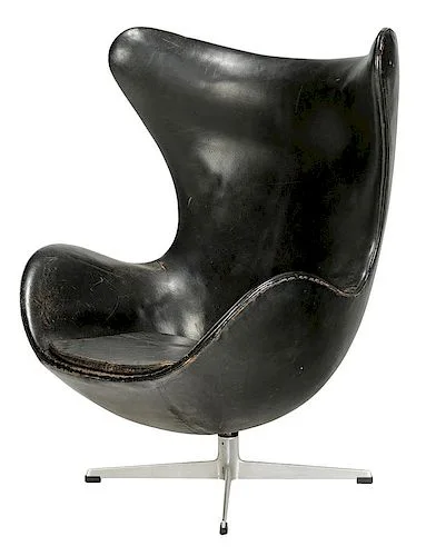 Arne Jacobsen Black Leather Egg Chair
