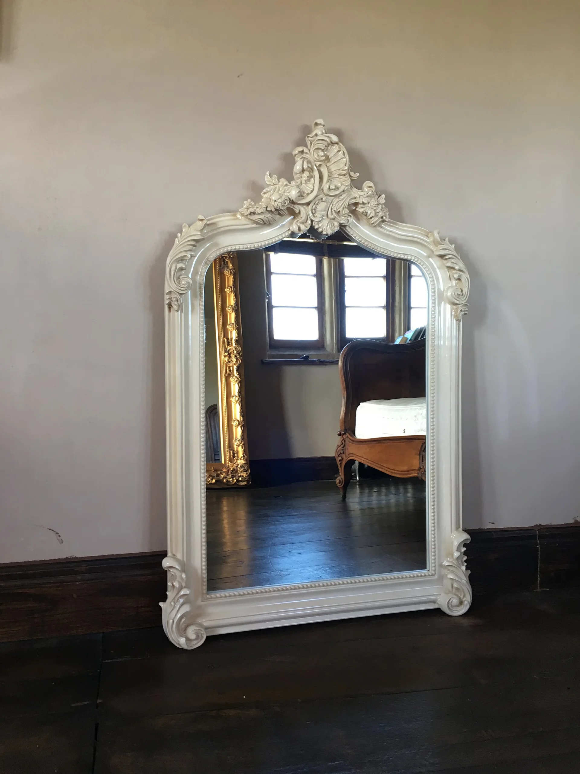 Arched Antique White Ornate Wall Mirror