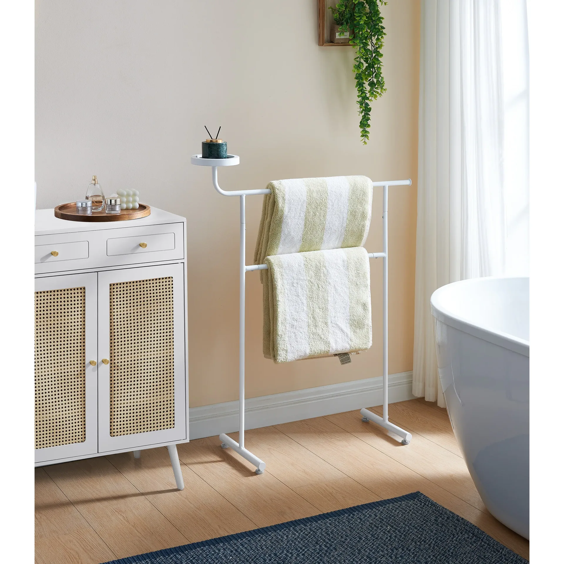 White Metal Freestanding Towel Rack
