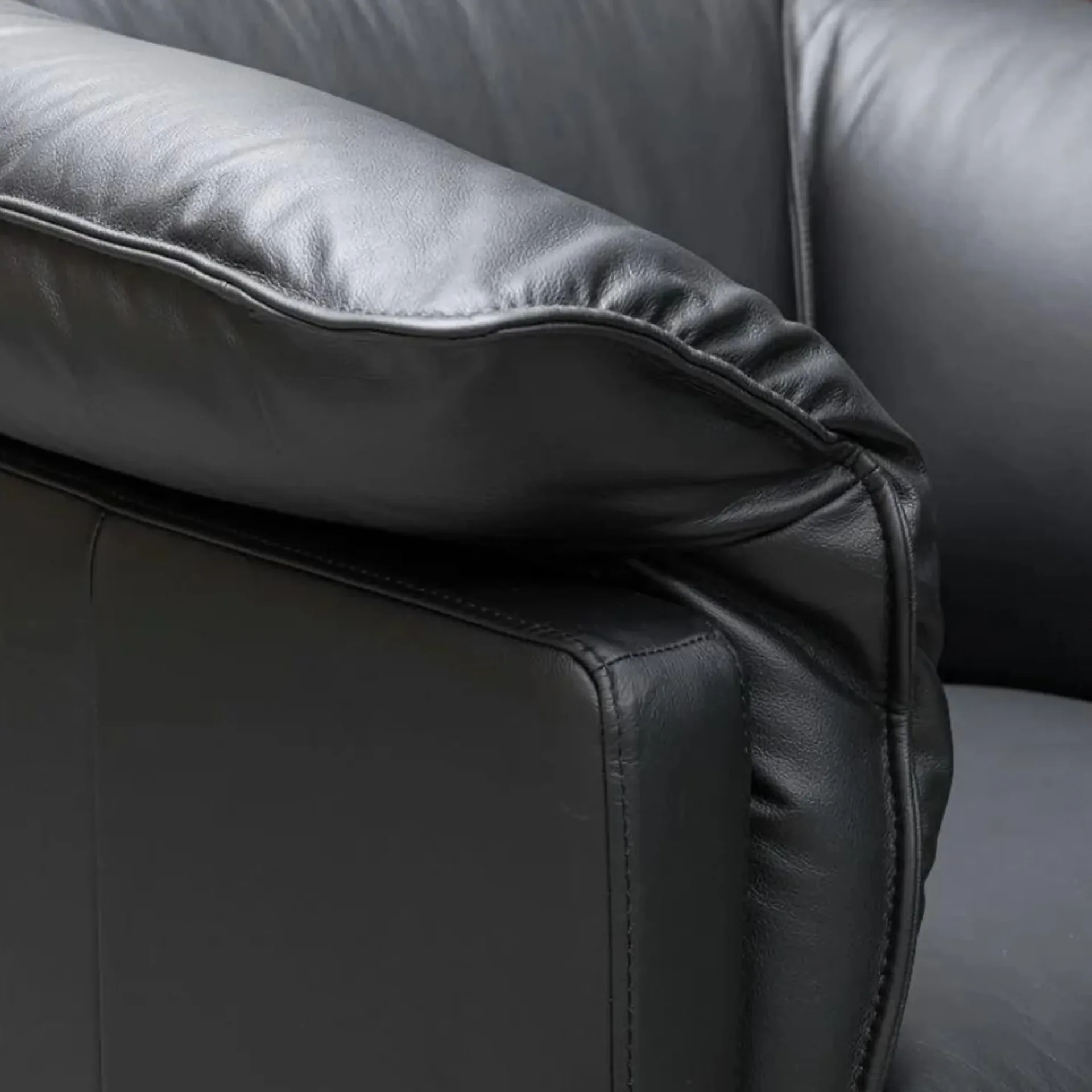 Klaussner Dolce Black Leather Armchair