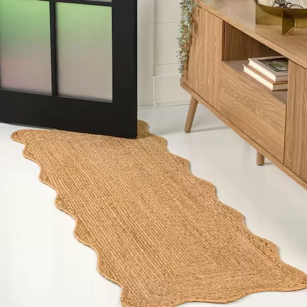 JONATHAN Y Natural Scalloped Jute Runner