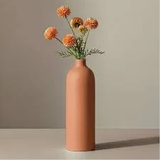 Komi Matte Ceramic Bottle Vase