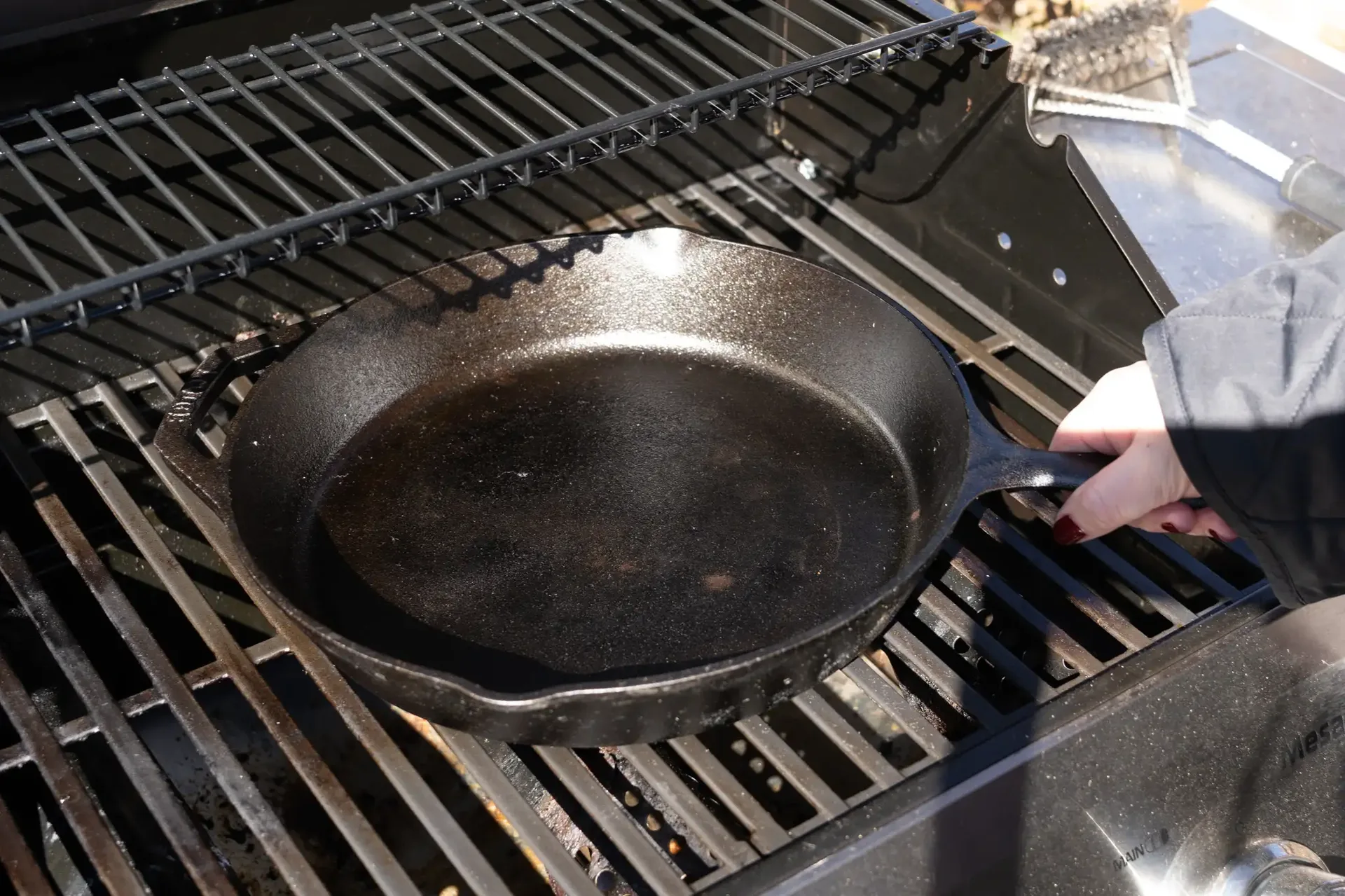 Round Cast Iron Skillet
