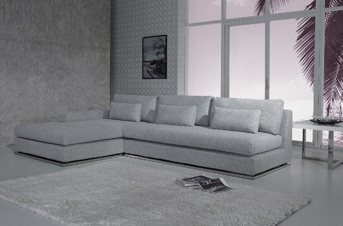 Ashfield Modern Gray Fabric Sectional Sofa