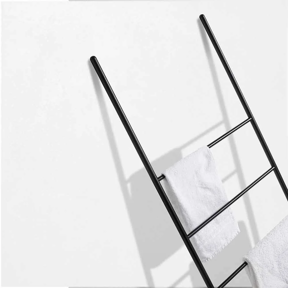 Matte Black Metal Blanket Ladder