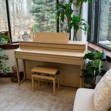 Roland HP704 Digital Piano - Light Oak