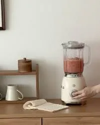 Smeg Cream Retro Blender