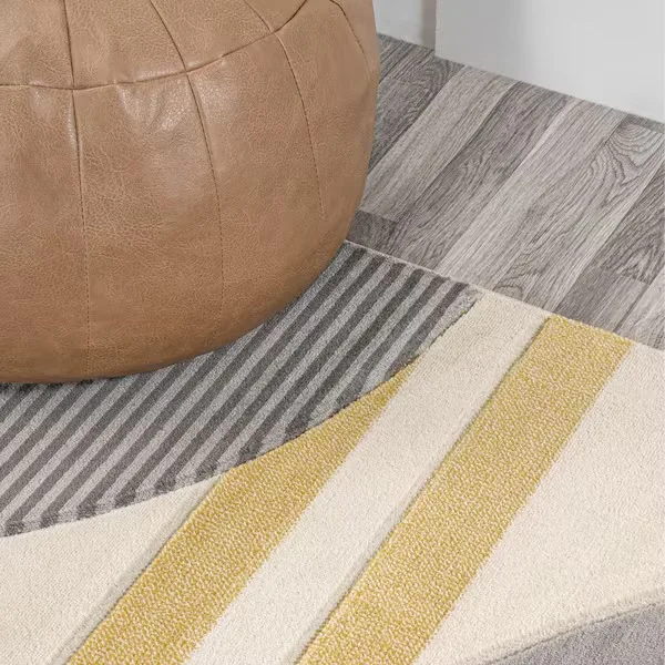 Nicky Geometric Striped Area Rug