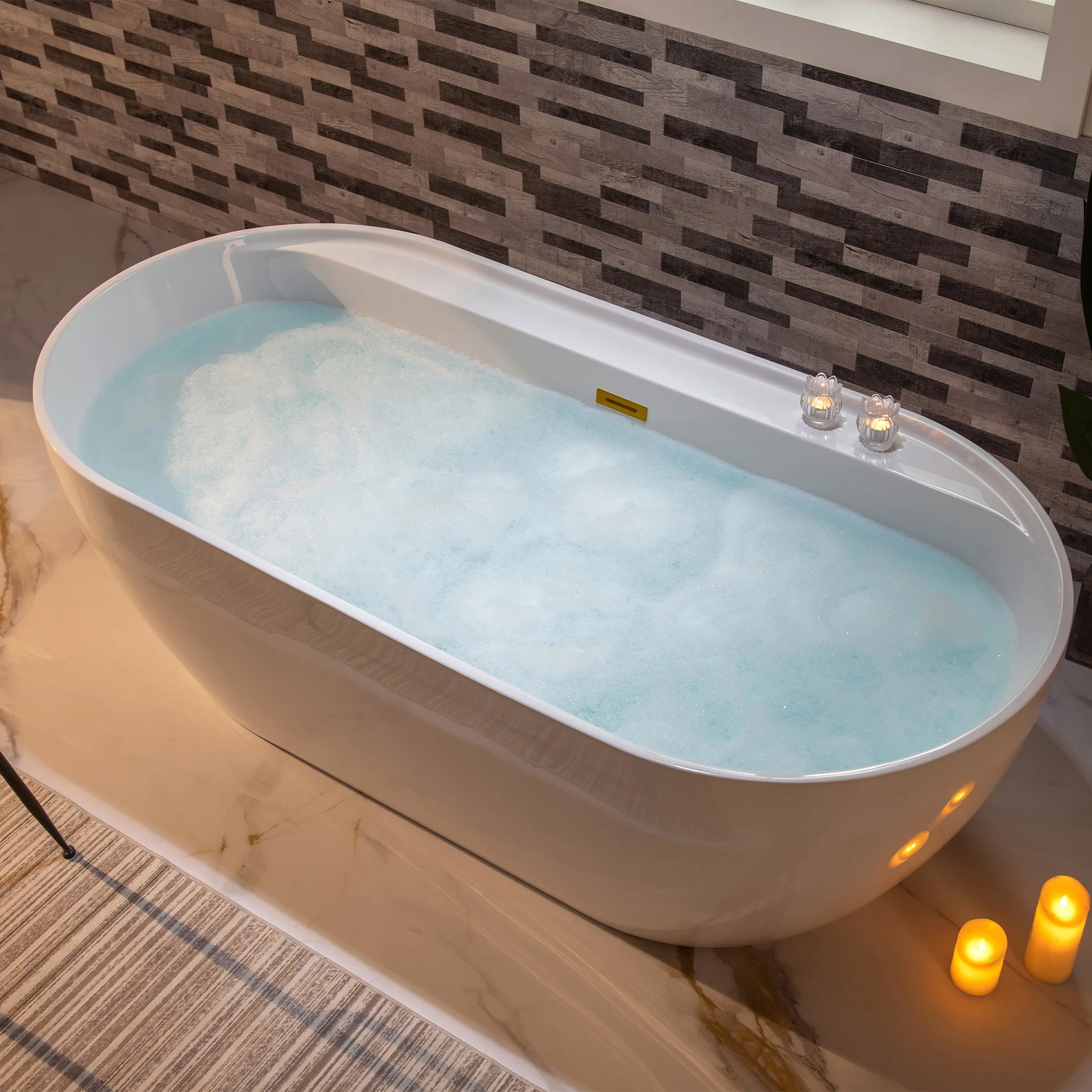 Woodbridge Oval Acrylic Freestanding Bathtub