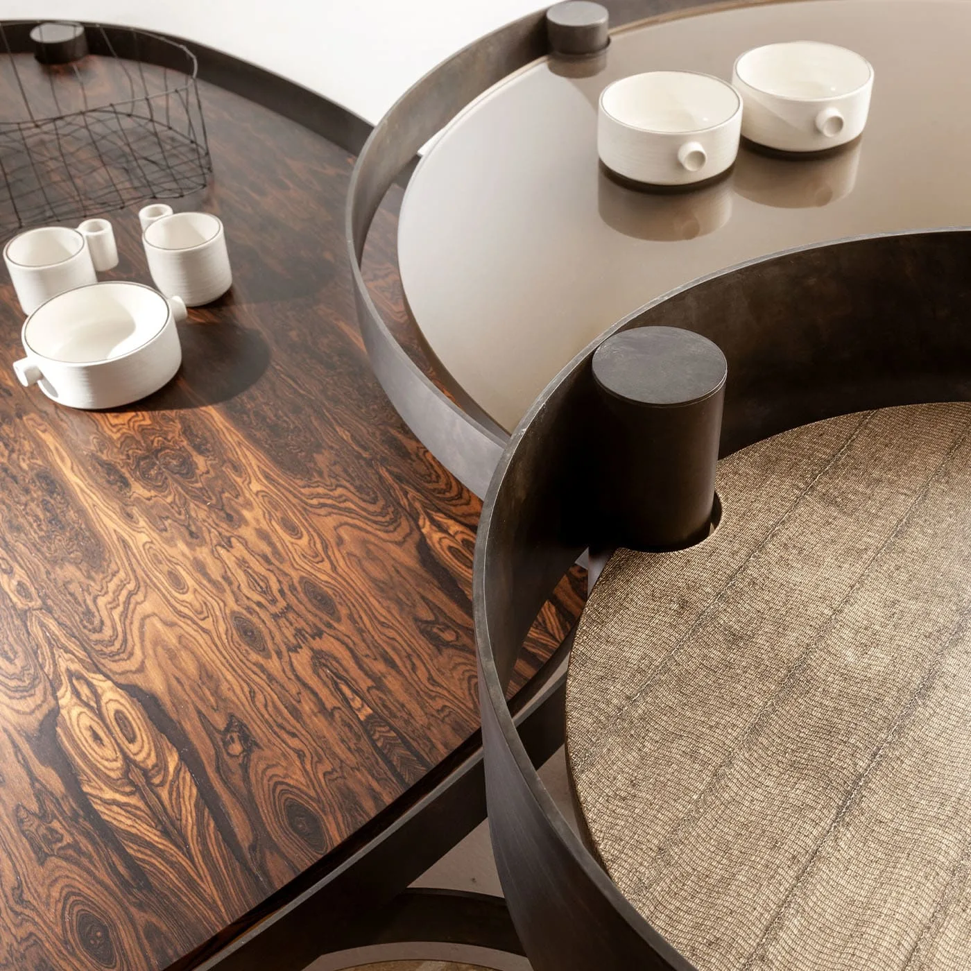 Laura Meroni Tray Round Coffee Table
