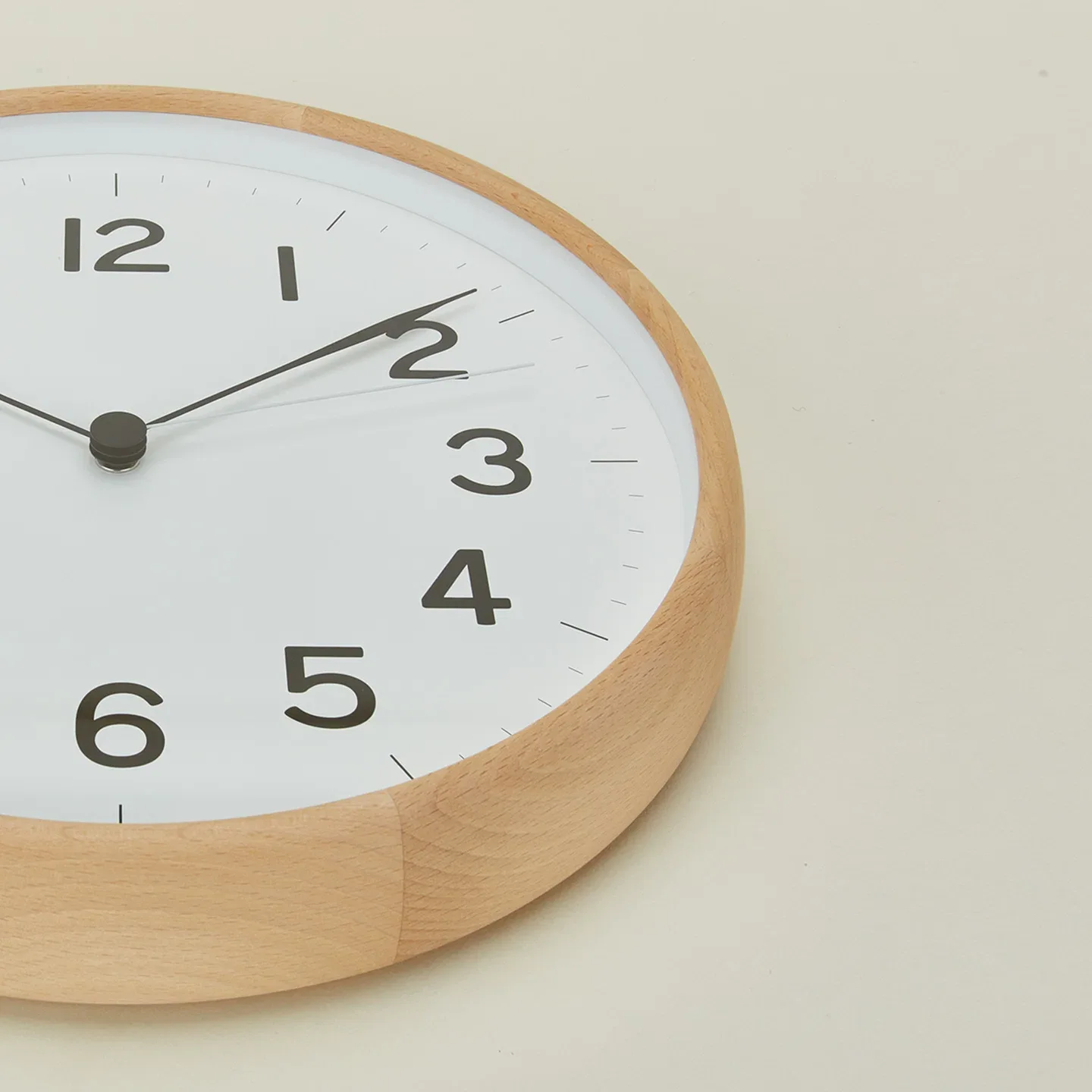 Minimalist Round Wood Wall Clock