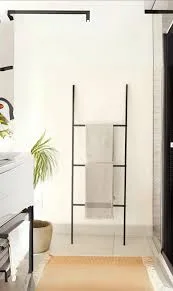 Matte Black Metal Blanket Ladder