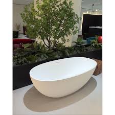 Burble Matte White Oval Freestanding Bathtub