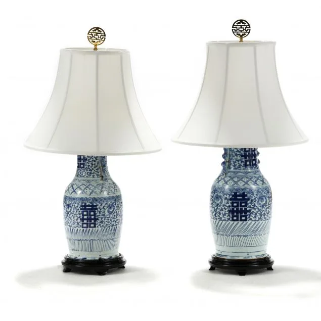 Blue and White Chinoiserie Table Lamp
