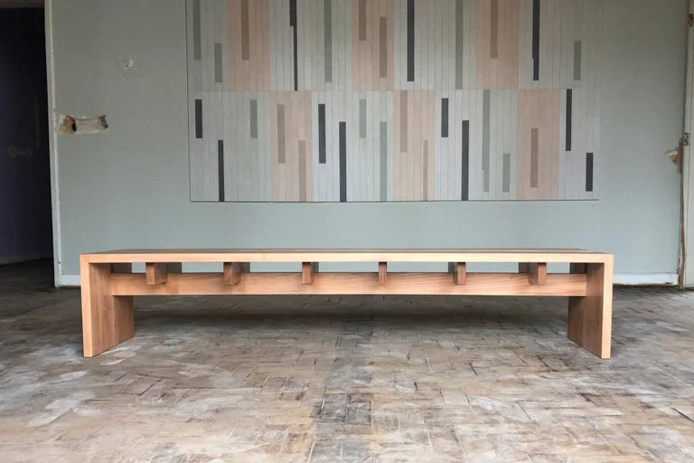 Remanso Minimalist Wooden Bench