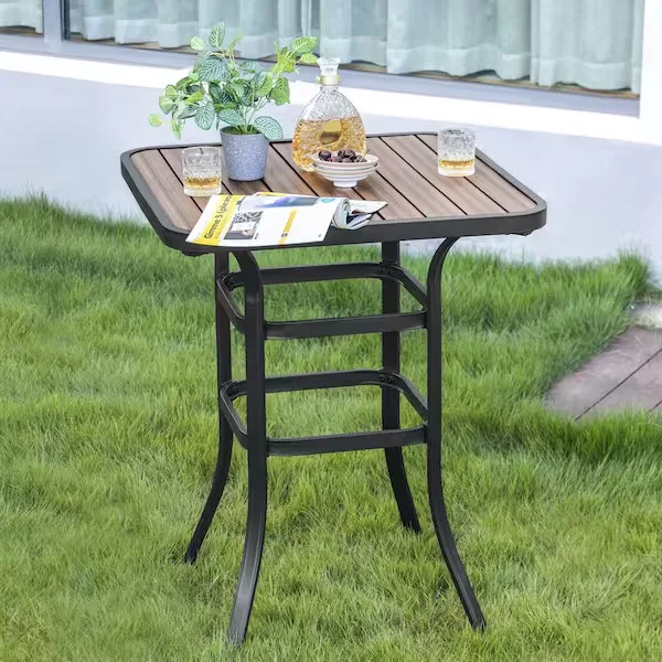 Nuu Garden Square Metal Outdoor Dining Table