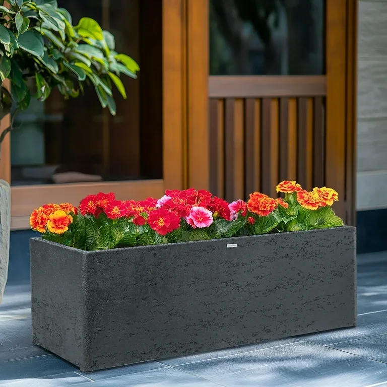 TerraDeco Gray Rectangular Concrete Planter