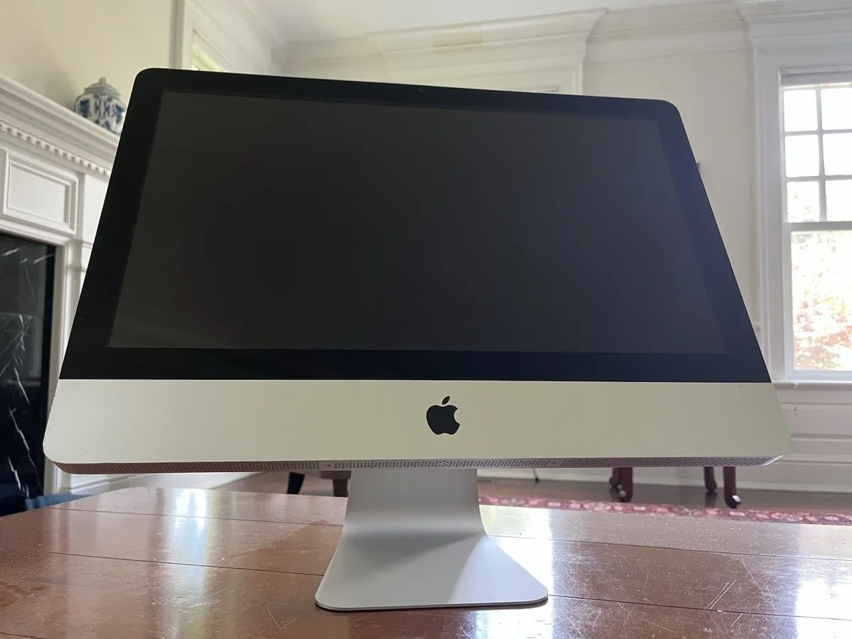 Apple iMac All In One Computer