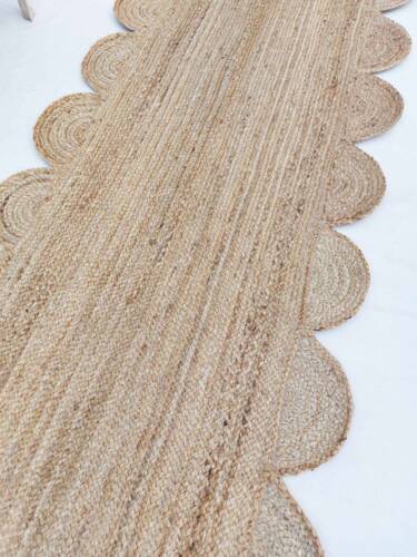 Natural Scalloped Jute Runner