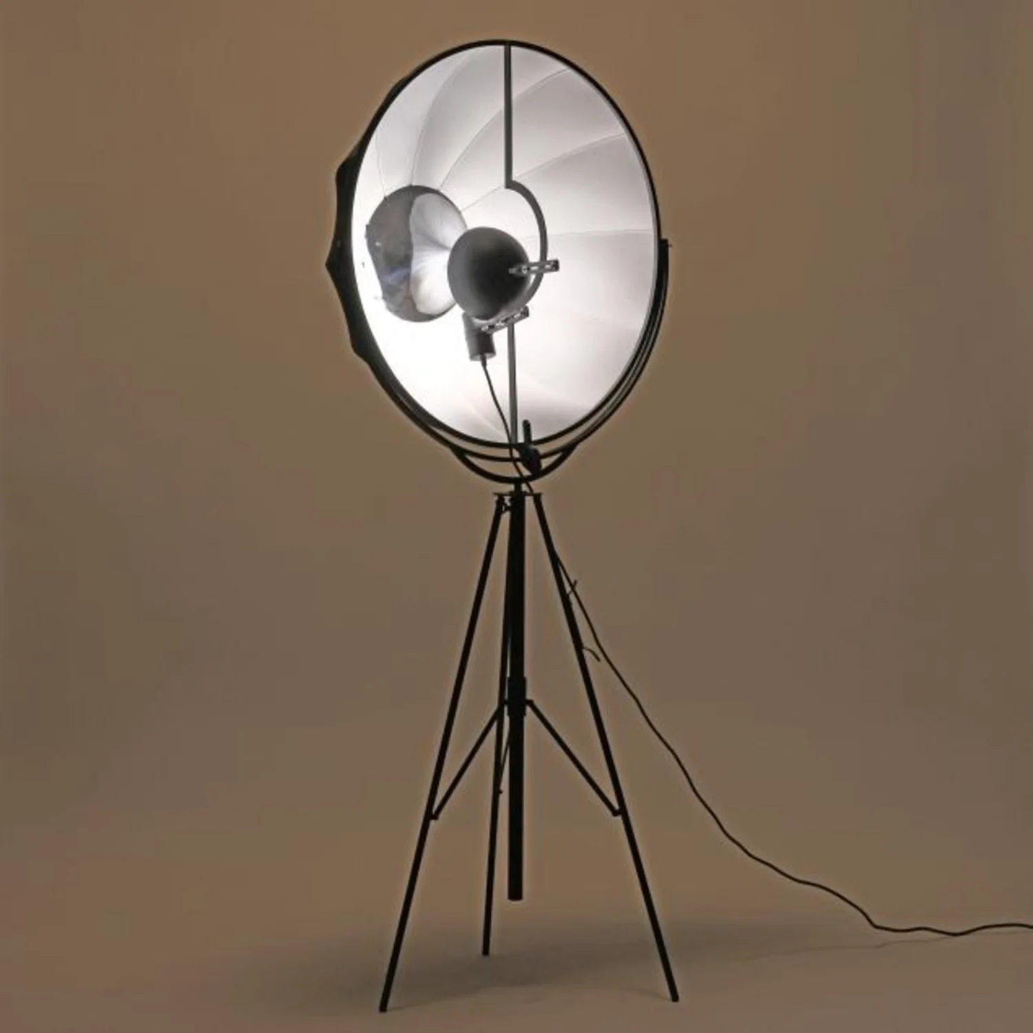 Pallucco Fortuny Black Metal Tripod Floor Lamp
