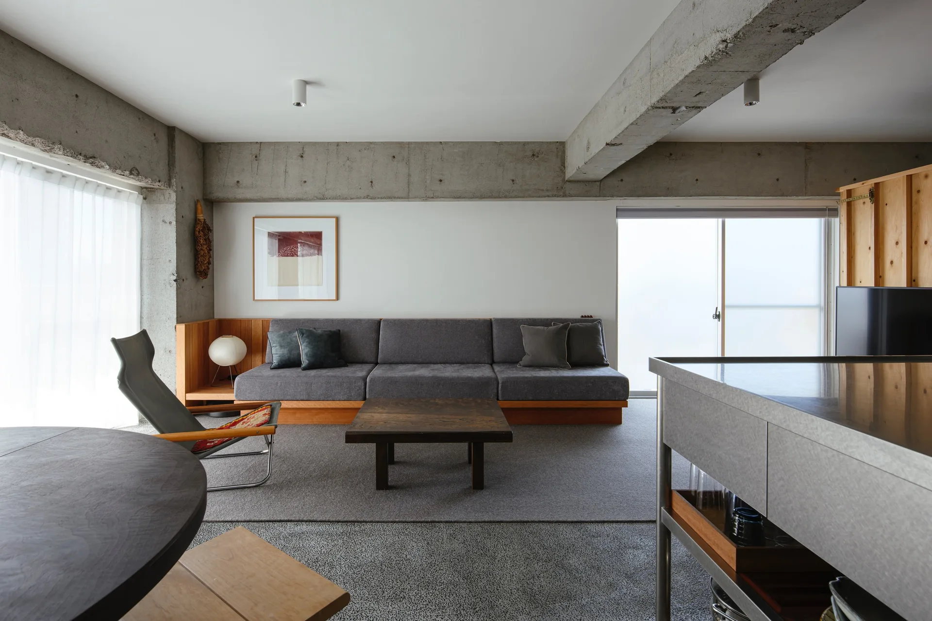 Apartment in Oku, Buttondesign, Interior, Living Room, Table, Windows