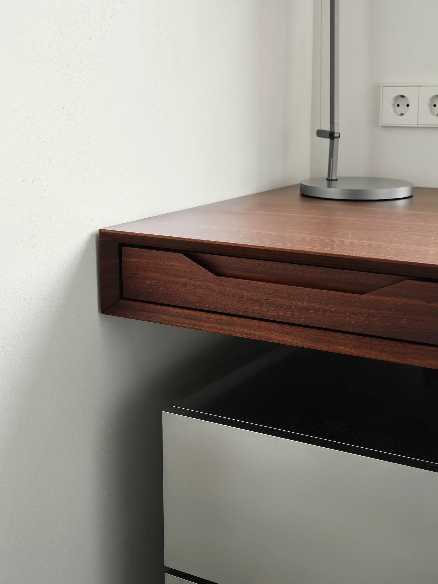 V8 Apartment, DA bureau, Interior, Wood