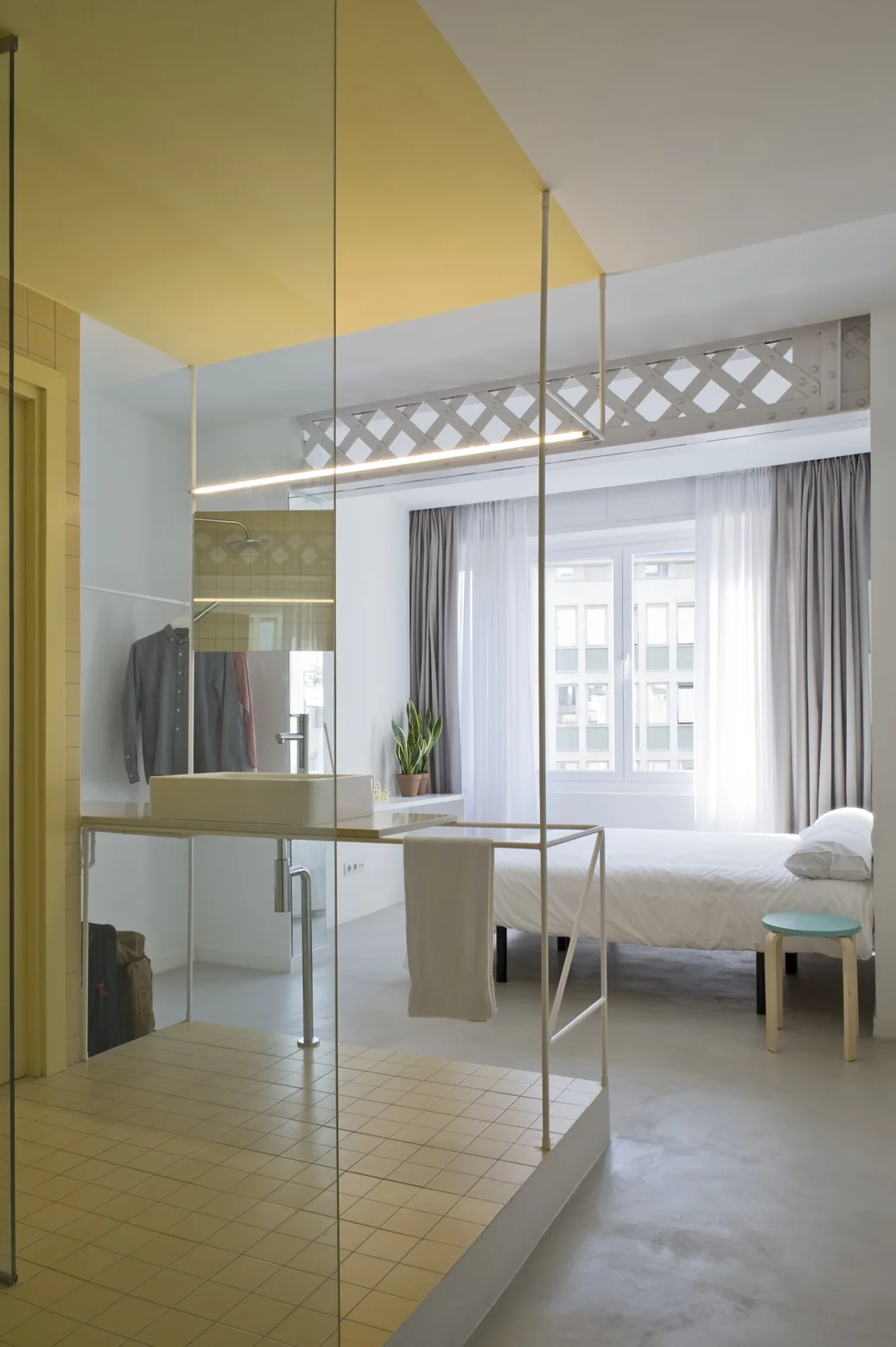 Rocha Apartment, CaSA, Windows