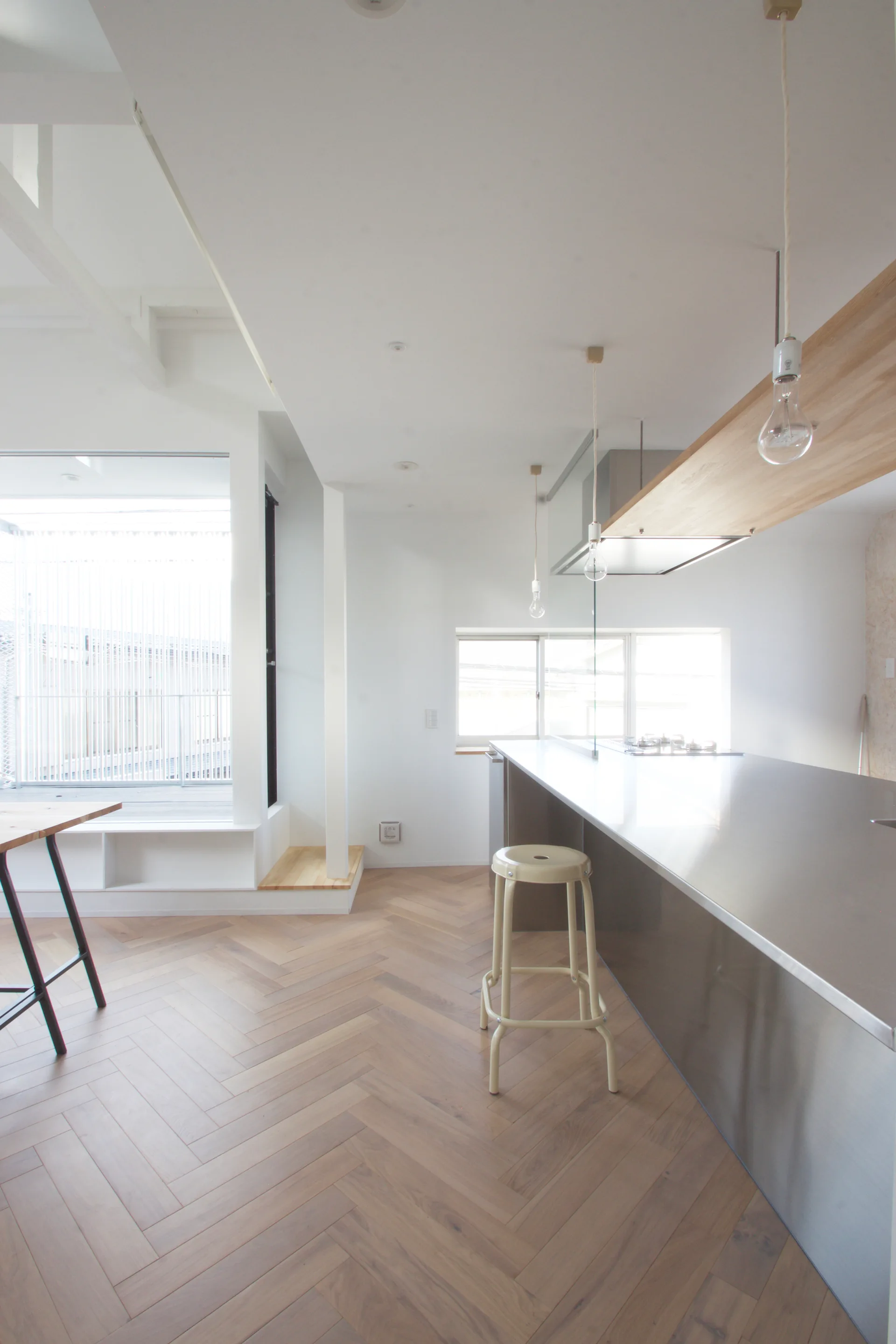 Cat House, SeijiIwamaArchitects, Windows, Beam