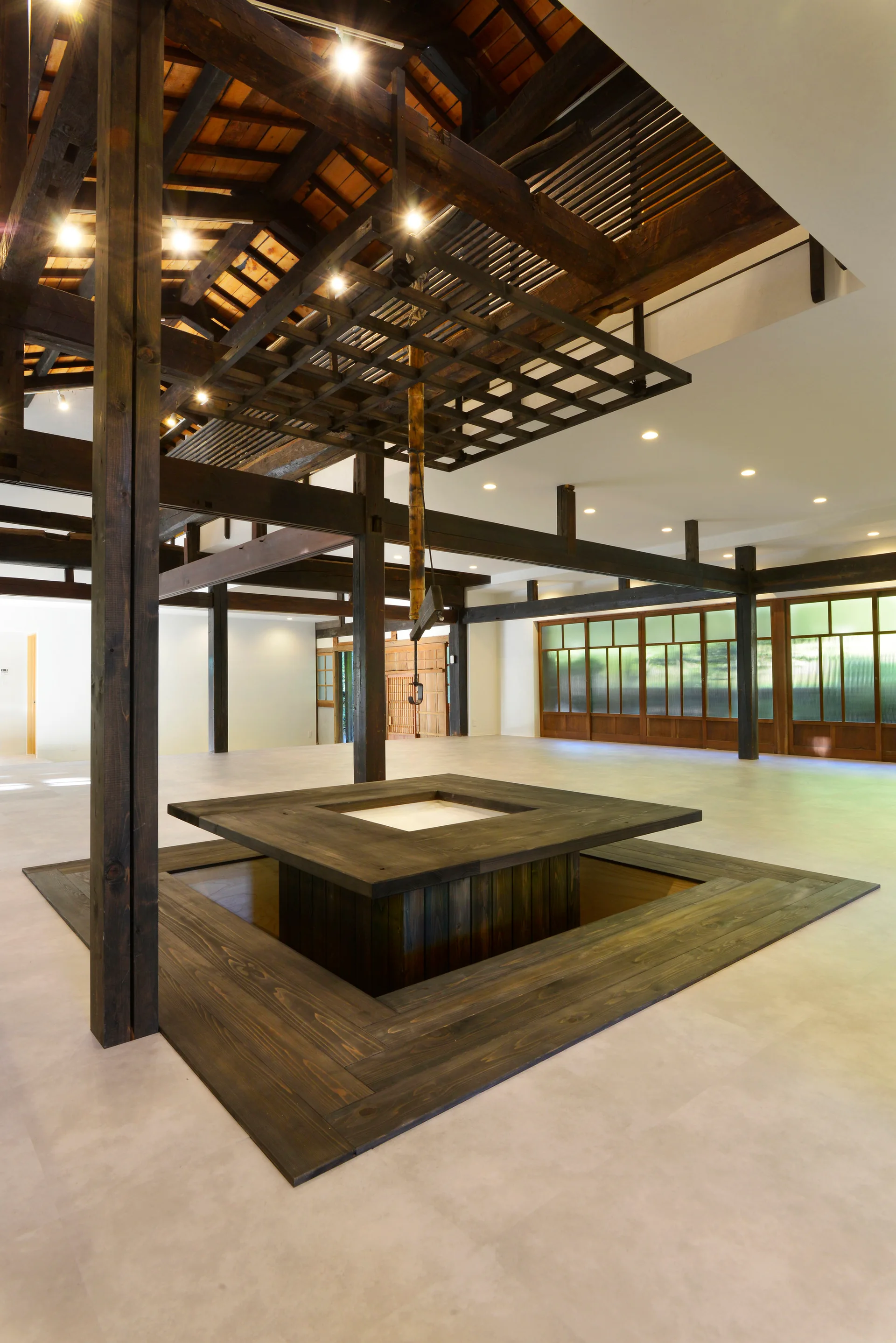 C-House