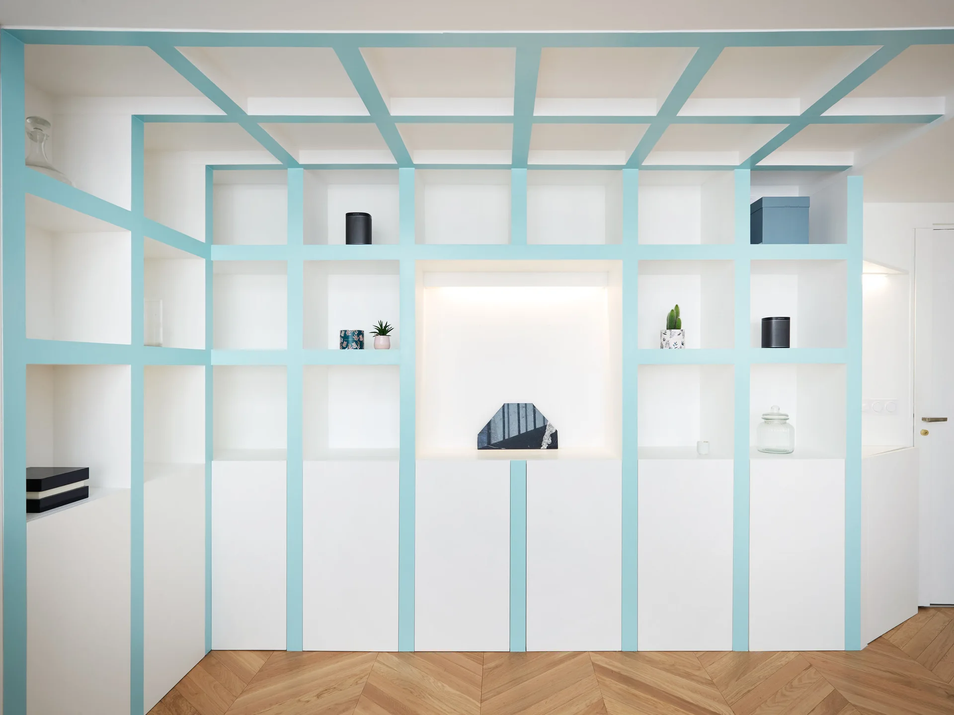Monceau Apartment, JCPCDR Architecture, Image 15 of 17
