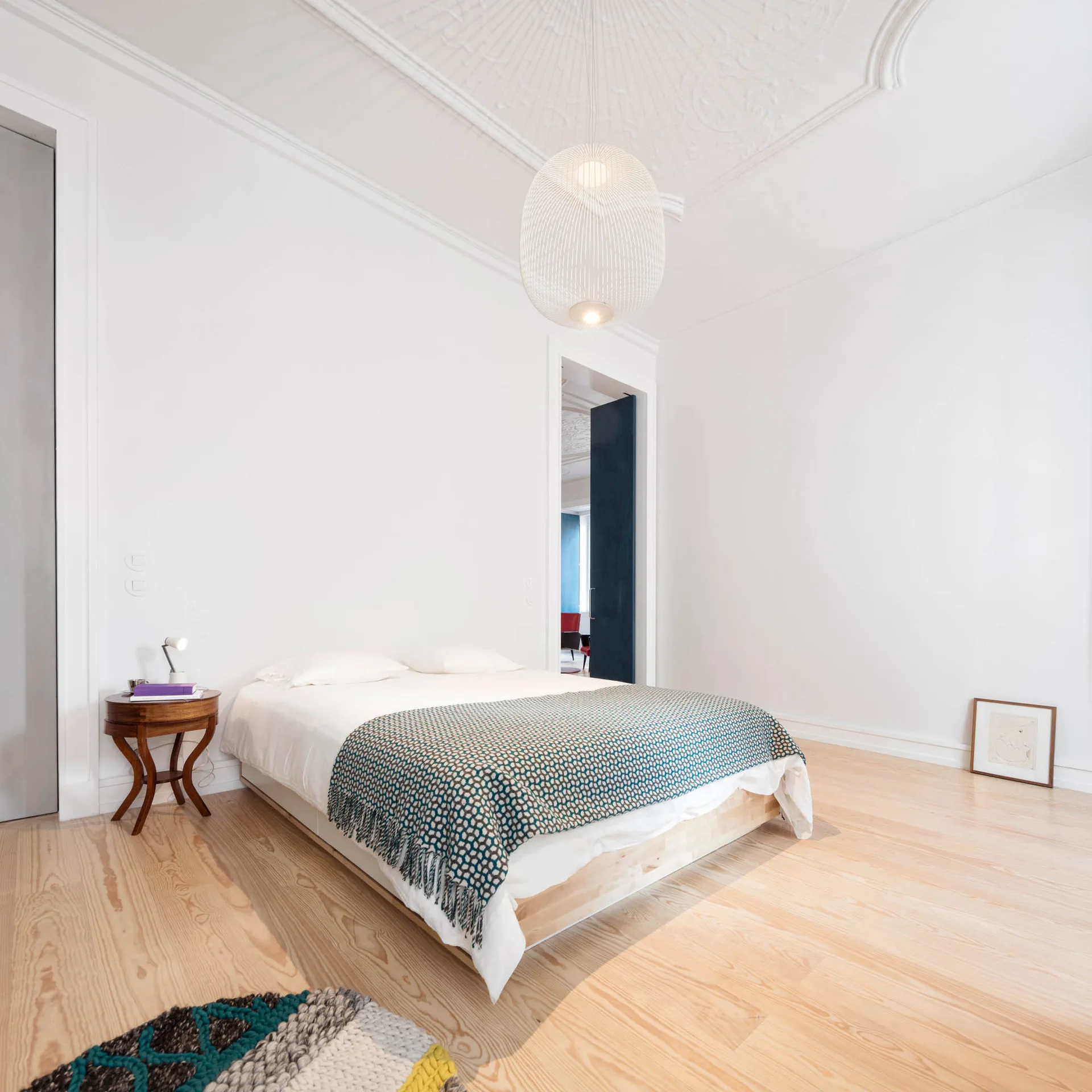 Chiado Apartment, fala, Interior, Bedroom, Table