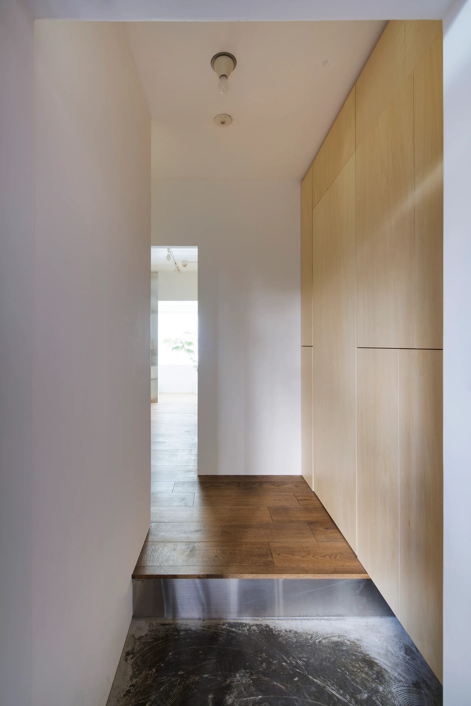 Opera, Taka Shinomoto + Voar Design Haus, Image 13 of 23