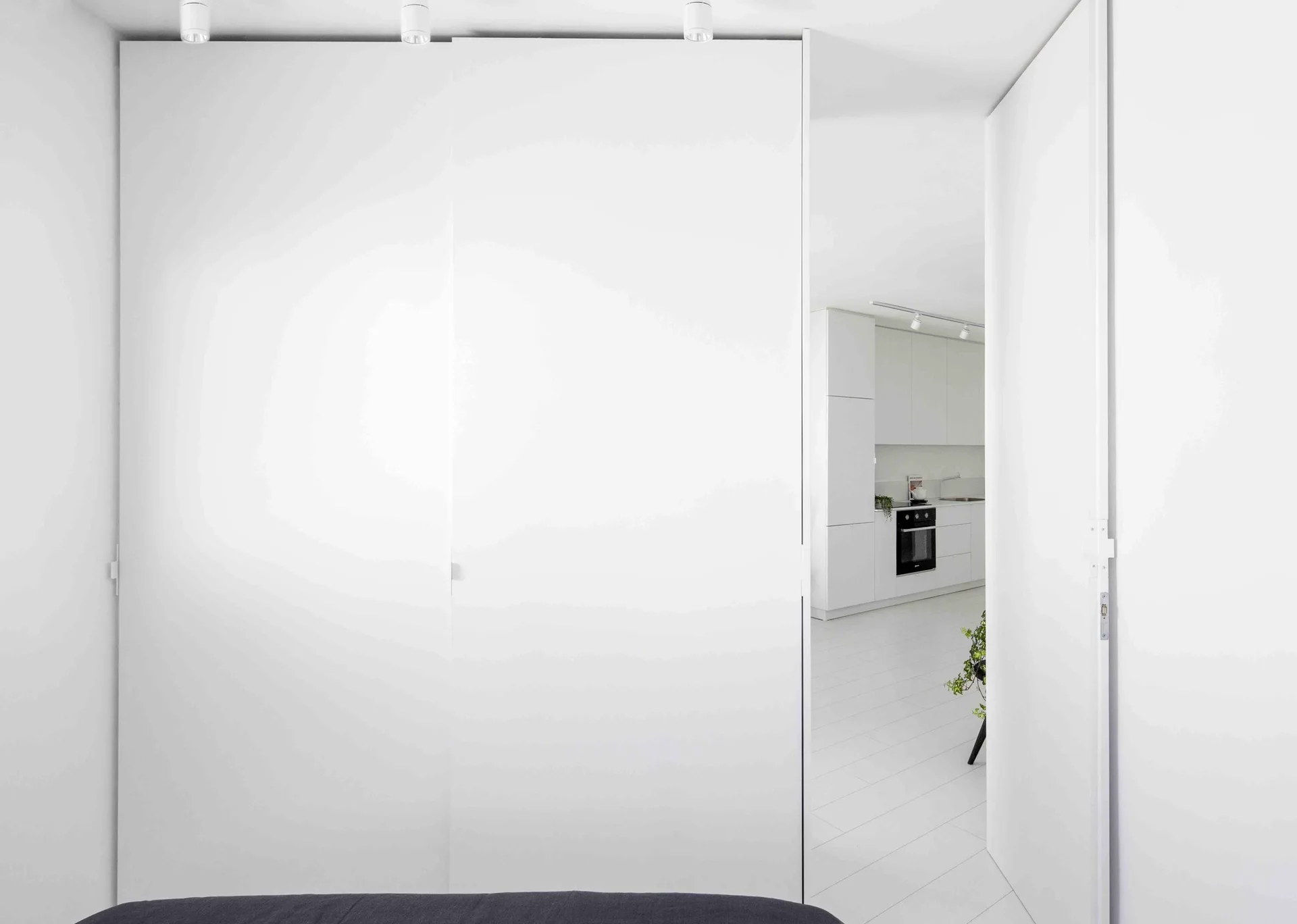 S|H Apartment, YAEL PERRY | INTERIOR DESIGNER, Image 15 of 23
